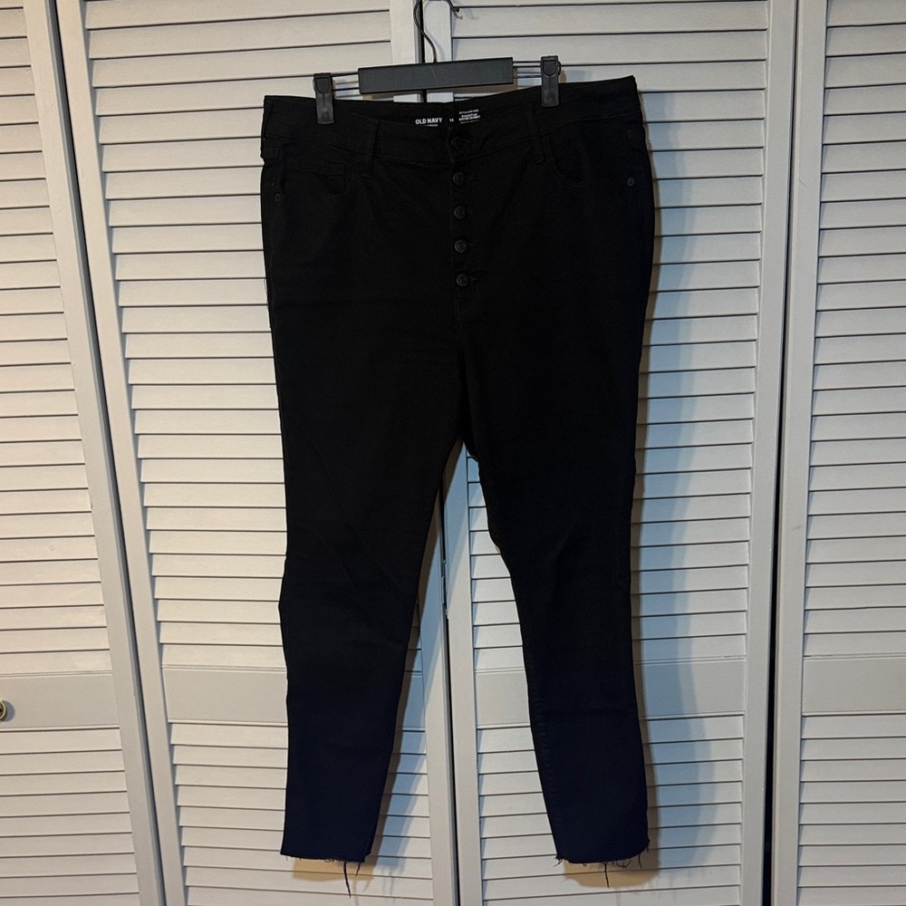 Old Navy Charcoal Super Skinny Jeans